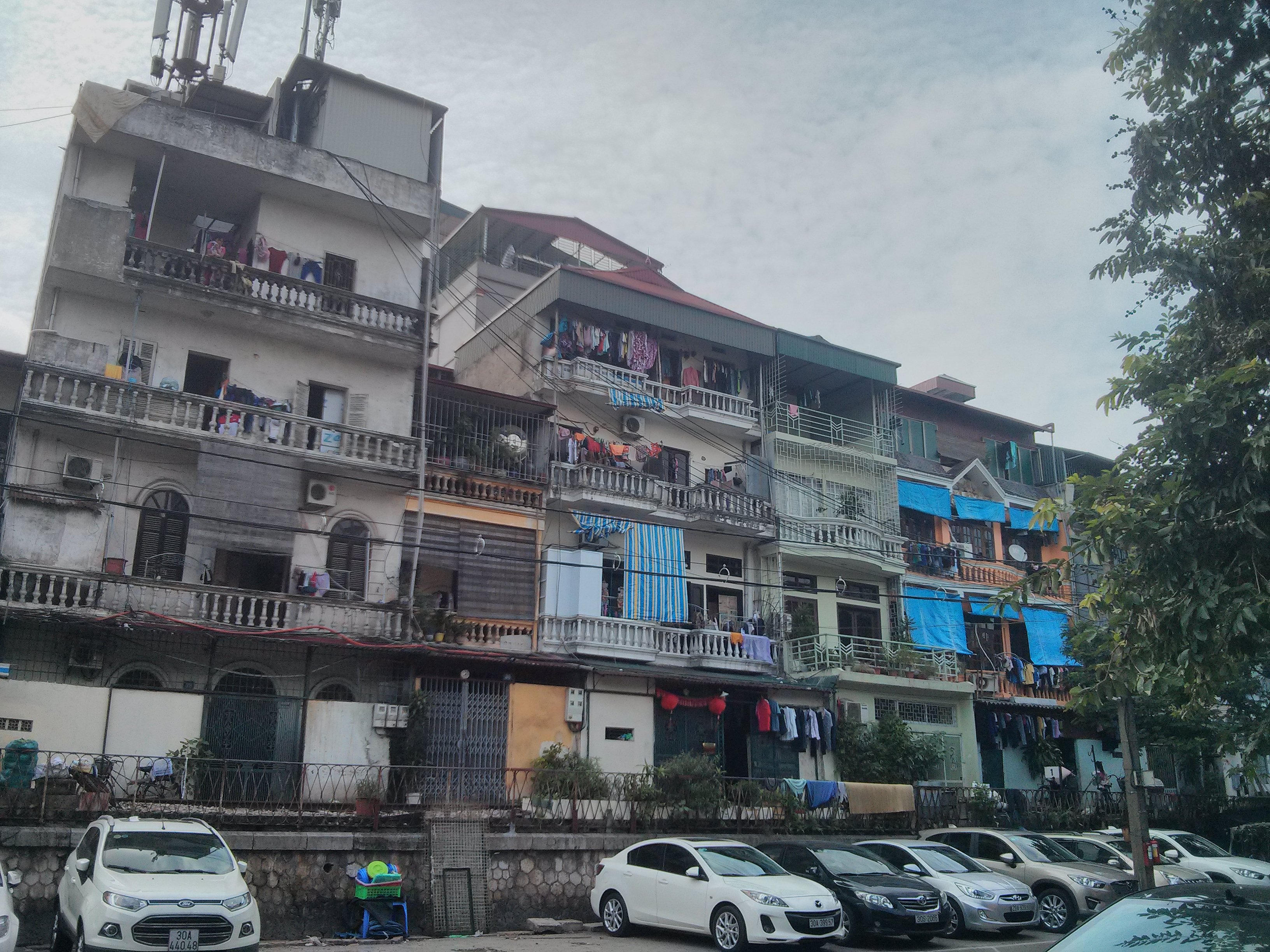 Des maisons dans le vieux Hanoï