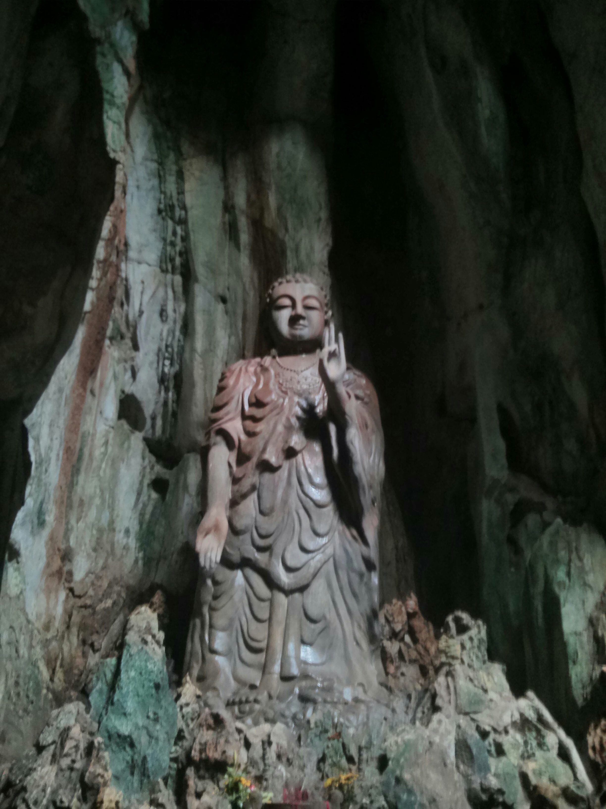 Le plus vieux buddha - situé derrière la vieille pagode