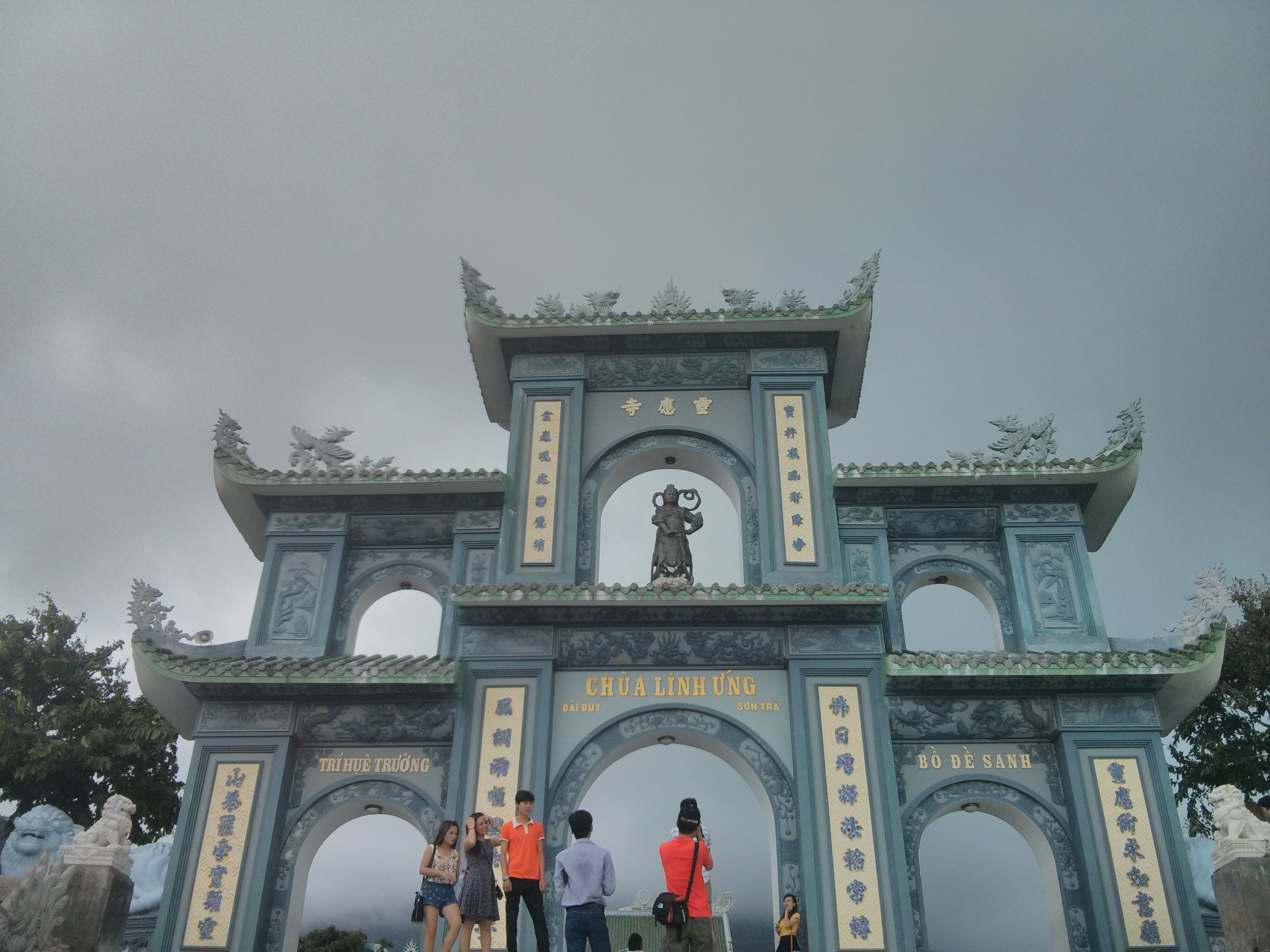 Entrée du site de Lady Buddha à Da Nang